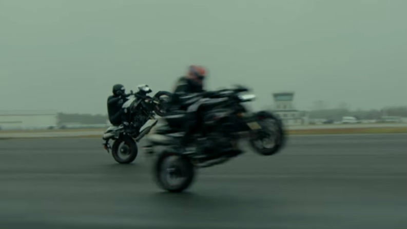 Triumph's new Speed Triple in action
